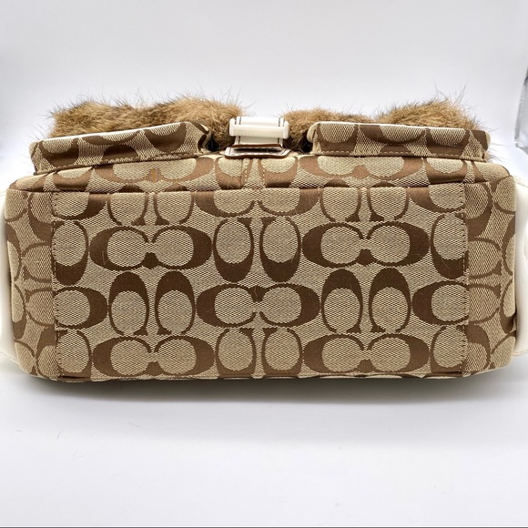 EUC COACH Fur Signature Ski Flap Shoulder Bag - Picture 7 of 16